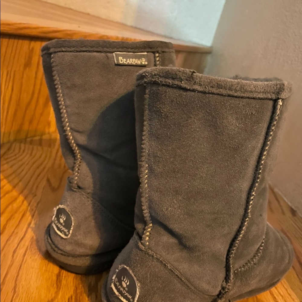 Woman’s bear paw boots